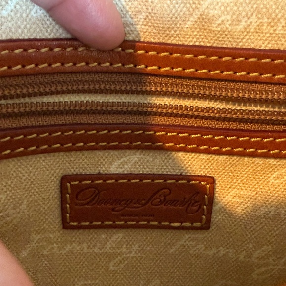 Dooney & Bourke Camouflage Duck Field Cross Body Bag Green Camo - Picture 8 of 12